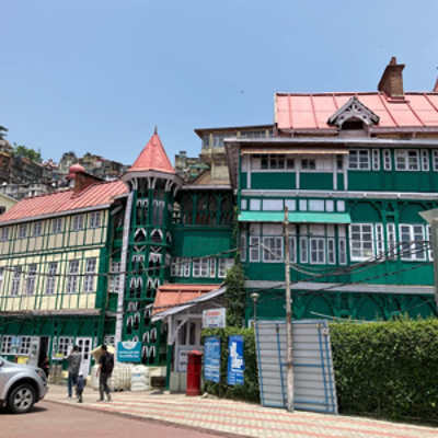 colonial building square